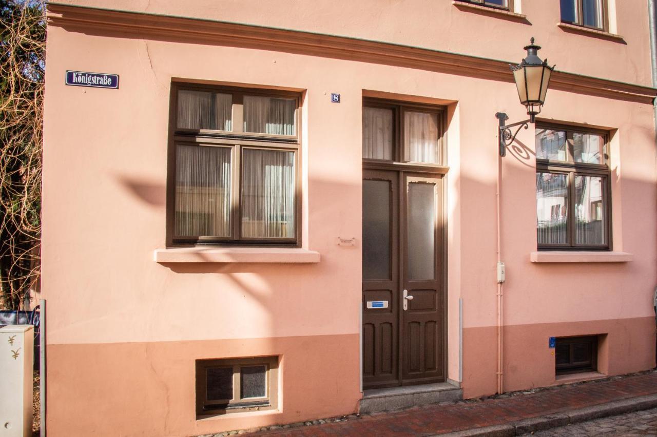 Ferienwohnung Am Alten Hafen Wismar Exterior photo